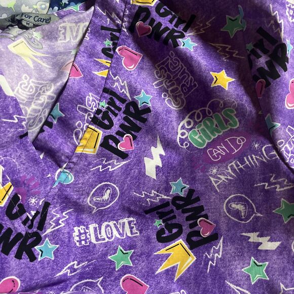 Lot of 6 Women's Scrub Top Medium Girl Power Aztec Floral Solid Short Sleeves - Picture 6 of 11